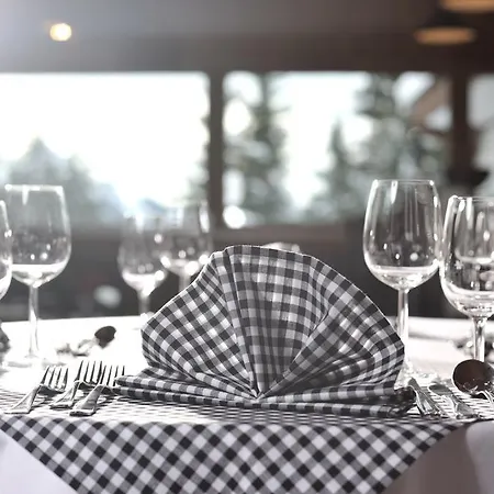 Hotel Saanewald Saanenmöser